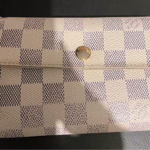 Louis Vuitton Damier Azur wallet